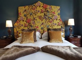 <b>Royal Double or Twin w/ ensuite</b>
